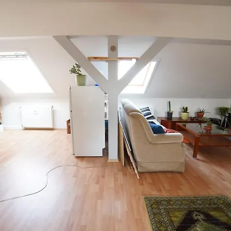 Appartement Dachgeschoss Wohnung Lindenau - 1Raum Leipzig